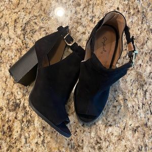 Qupid Open Toe Booties